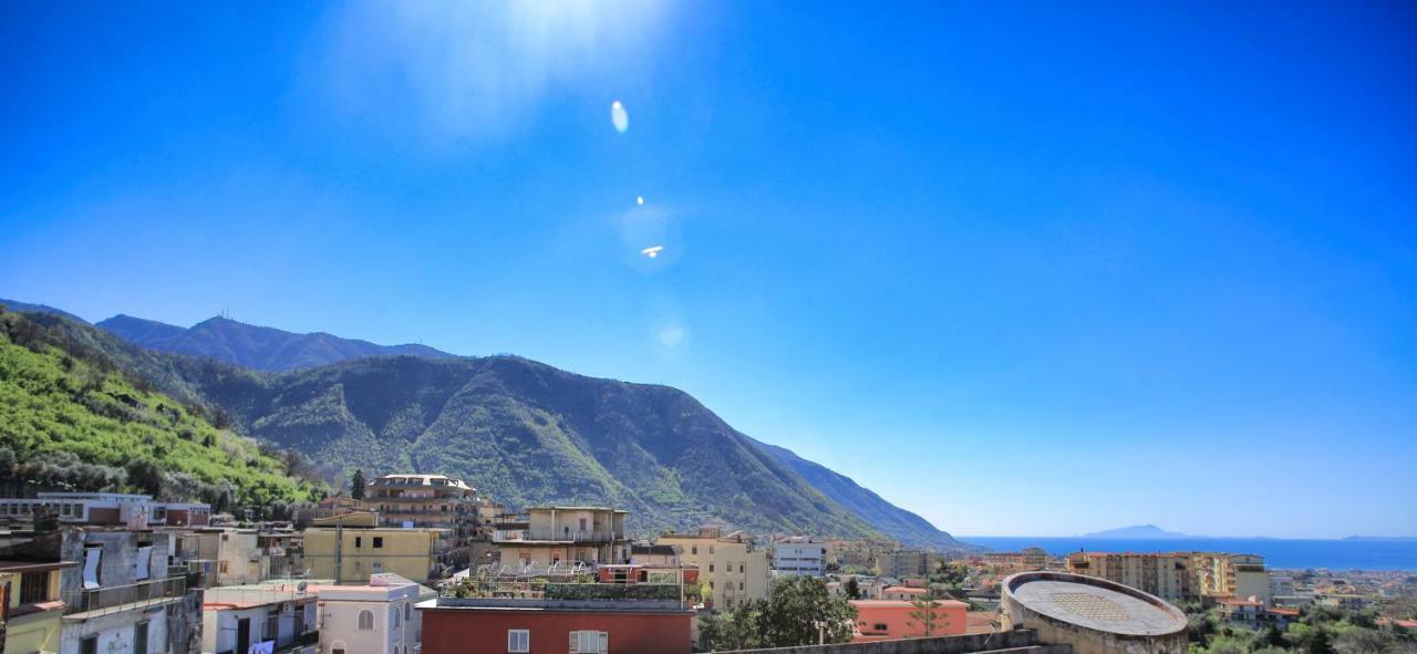Luxury View Apartment Casola di Napoli المظهر الخارجي الصورة