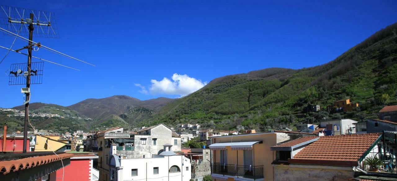 Luxury View Apartment Casola di Napoli المظهر الخارجي الصورة